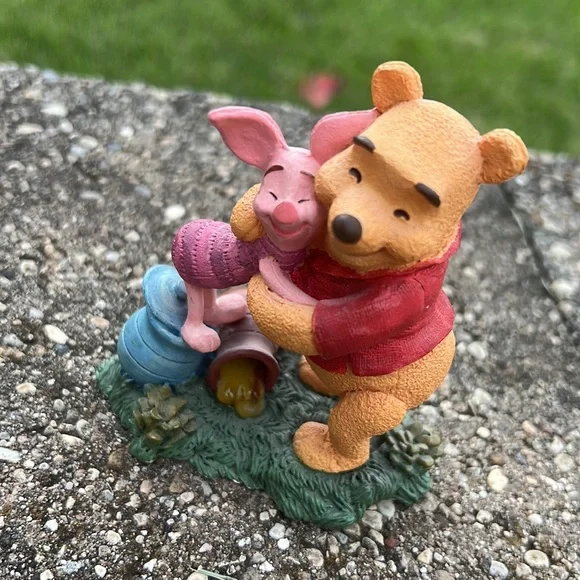 Simply Pooh Hugs are Better Than Honey Figurine - Picture 3 of 5